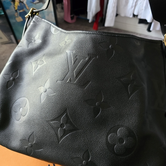 Handbag - Picture 8 of 8